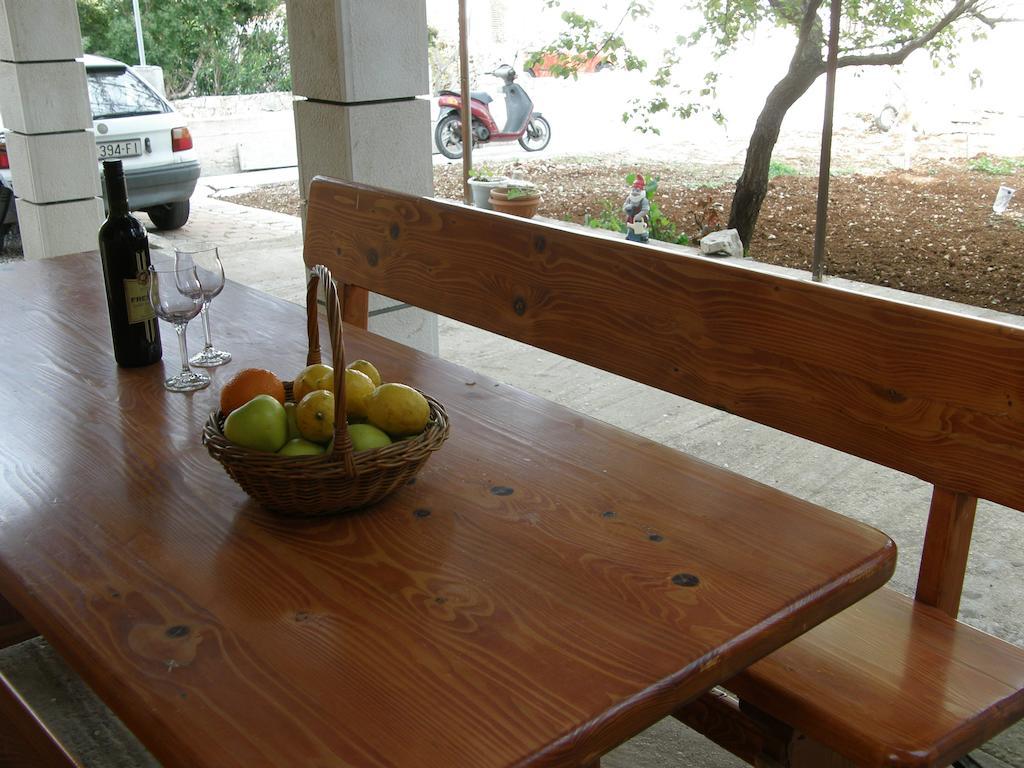 Apartments Cebalo - Ekonomija Korcula Town Quarto foto