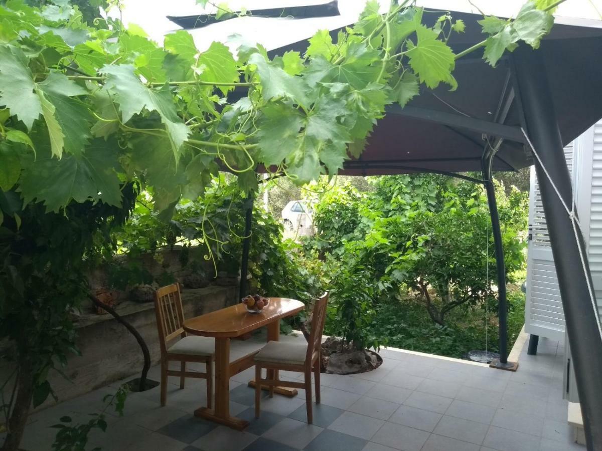 Apartments Cebalo - Ekonomija Korcula Town Exterior foto